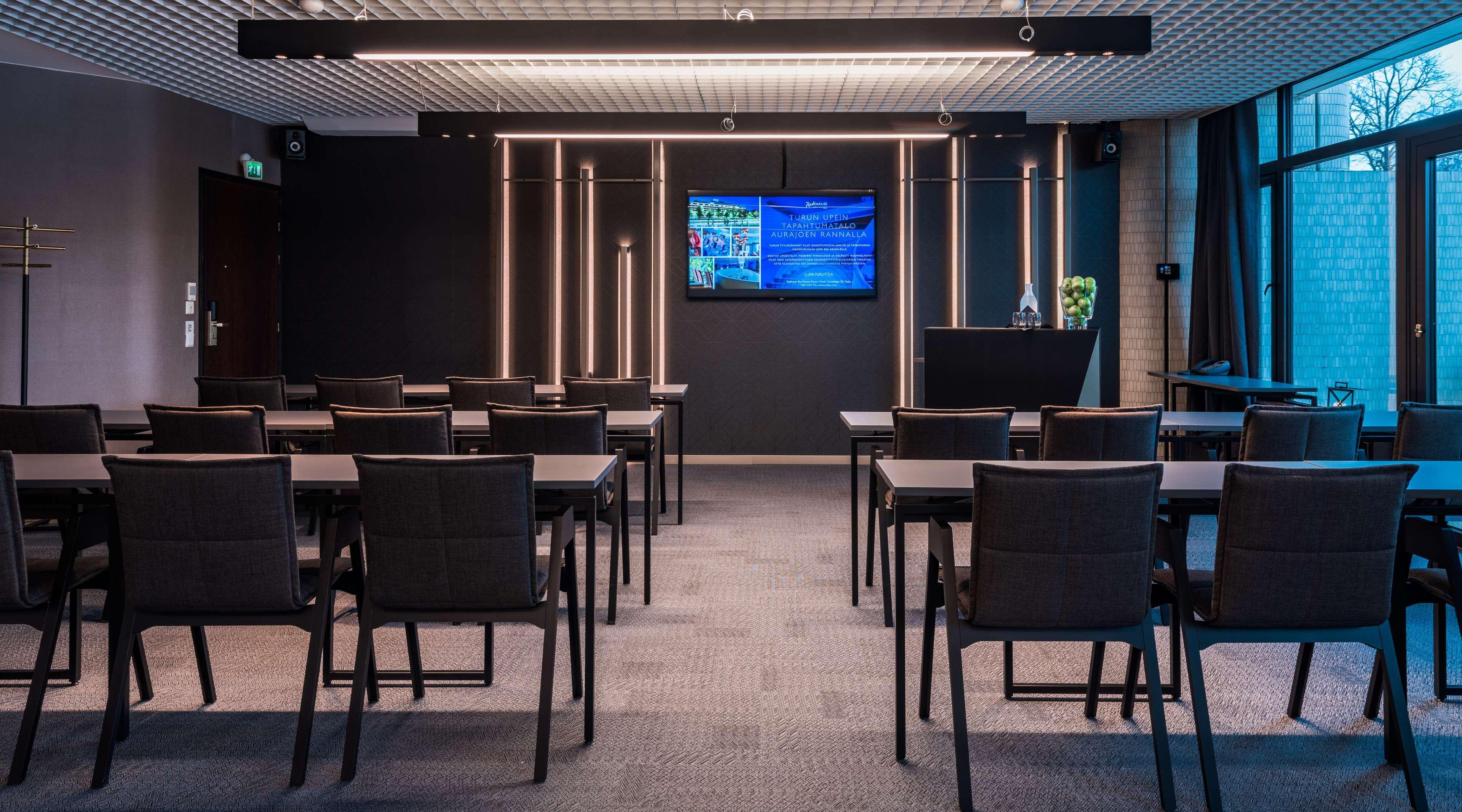 Radisson Blu Marina Palace Hotel, Τούρκου Εξωτερικό φωτογραφία